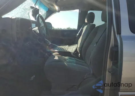 2003 Chevrolet Silverado C1500 z USA, uszkodzony, nr VIN 2GCEC19V531316603